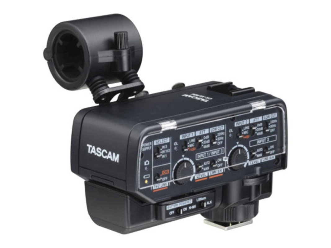 Tascam CA-XLR2d-C Adaptateur Micro XLR 