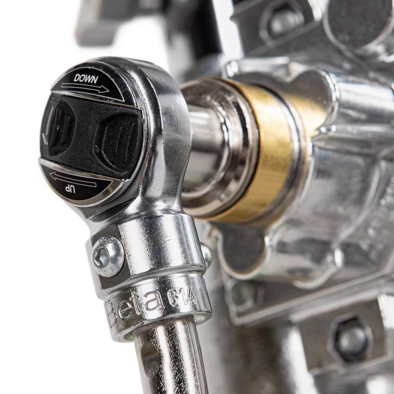 Avenger Pied à manivelle Strato Safe 18