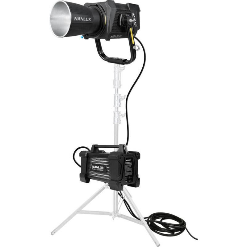 Nanlux Torche LED Evoke 1200B avec Valise Trolley