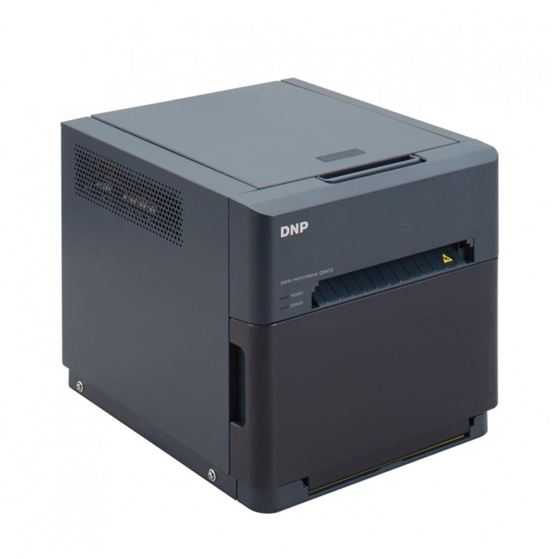 DNP Pack Imprimante QW410 avec 1 Kit 10x15 STD, Sac & WCM2
