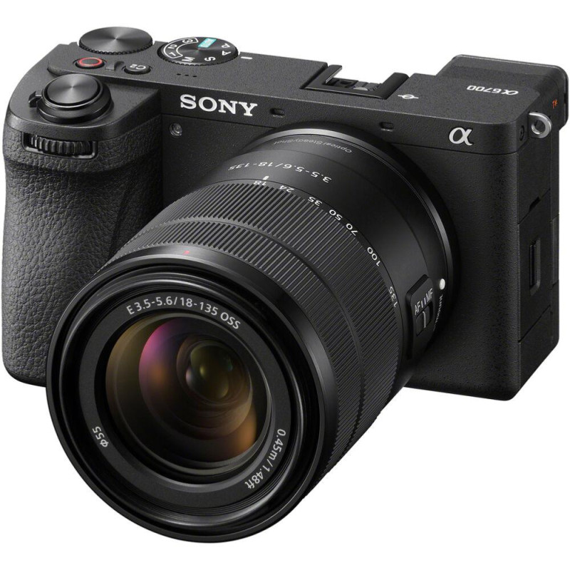 Sony Kit Alpha 6700 avec Objectif E 18-135mm f/3.5-5.6 OSS