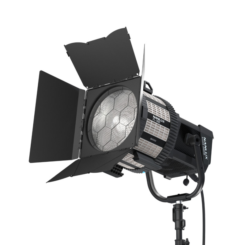 Nanlux Lentille Fresnel Motorisée FL-35E pour Evoke 2400B - Nanlux - Prophot