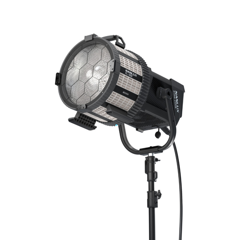 Nanlux Lentille Fresnel Motorisée FL-35E pour Evoke 2400B - Nanlux - Prophot