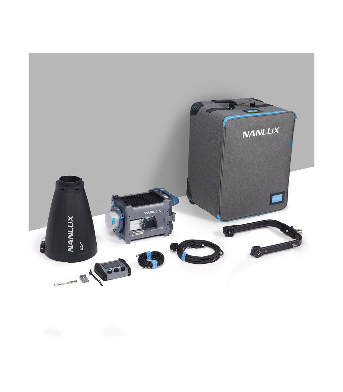 Nanlux Kit Torche LED Evoke 600C avec Réflecteur 25° et Trolley - Nanlux - Prophot