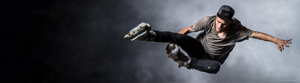 Michael Clark photographie de skateboard avec Hi-Sync Elinchrom