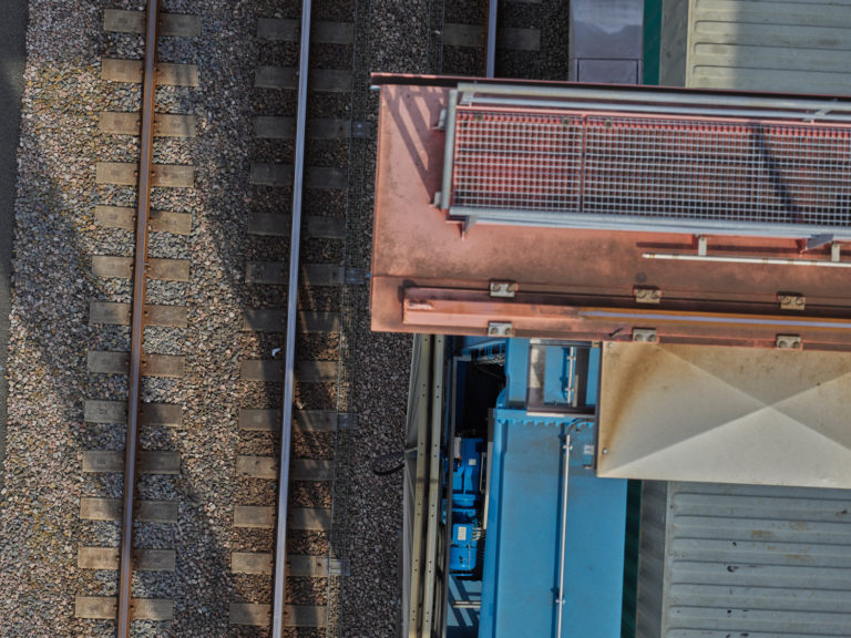 Inspection aérienne par drone des rails d’un terminal portuaire automatisé