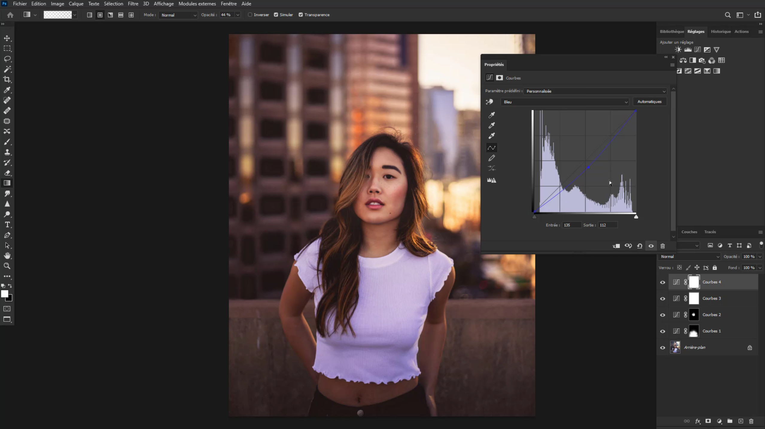 Interface Photoshop utilisée pour ajouter un effet lumineux à une photographie