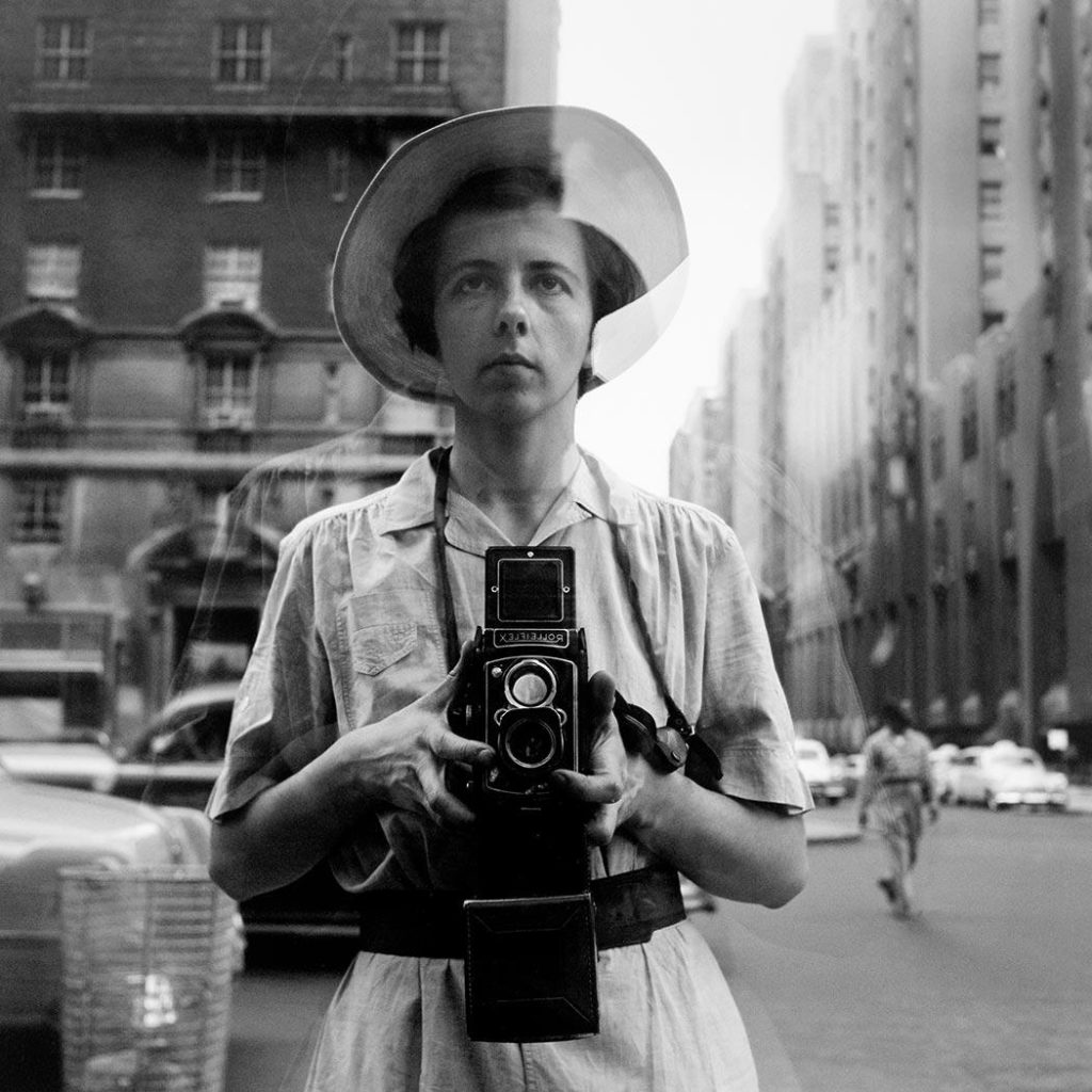 Autoportrait de Vivian Maier au Rolleiflex, non daté